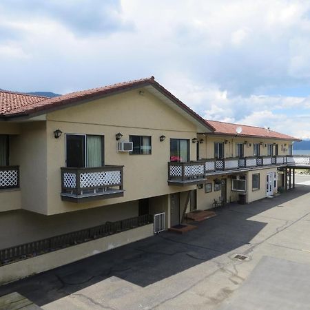 Harrison Village Motel Harrison Hot Springs Bagian luar foto