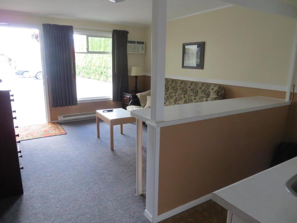 Harrison Village Motel Harrison Hot Springs Ruang foto