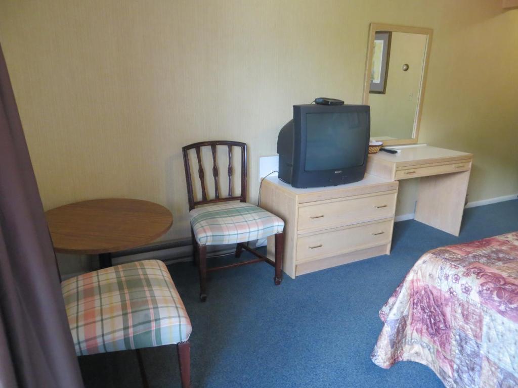 Harrison Village Motel Harrison Hot Springs Ruang foto