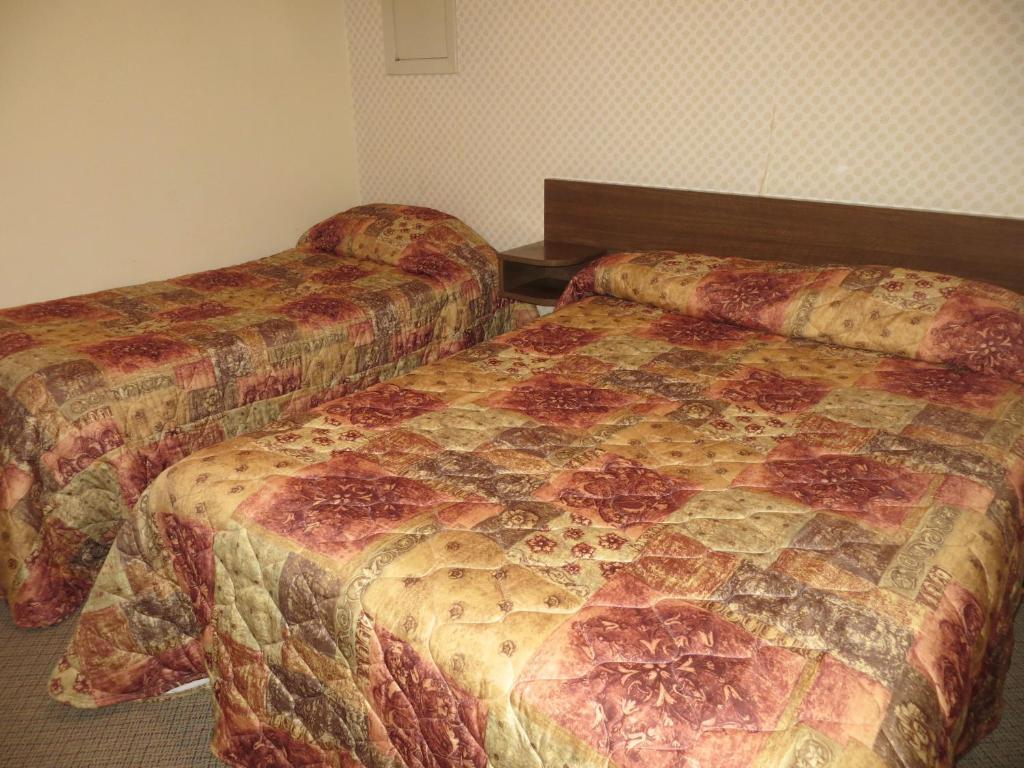 Harrison Village Motel Harrison Hot Springs Ruang foto